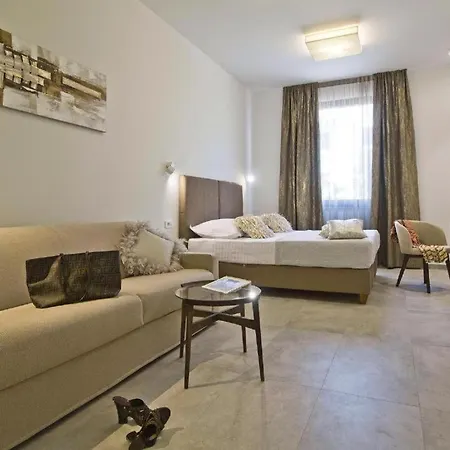 Pino Luxury And Сплит