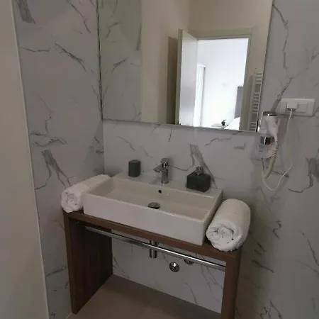 Pino Luxury And Guest house *