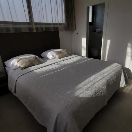 Pino Luxury And 4*
