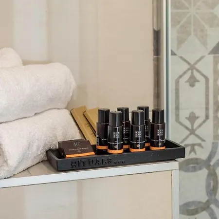 בית הארחה Pino Luxury And