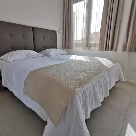 בית הארחה Pino Luxury And ספליט
