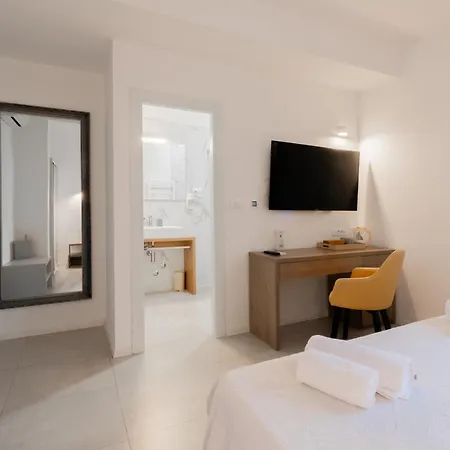Pino Luxury And 4* ספליט