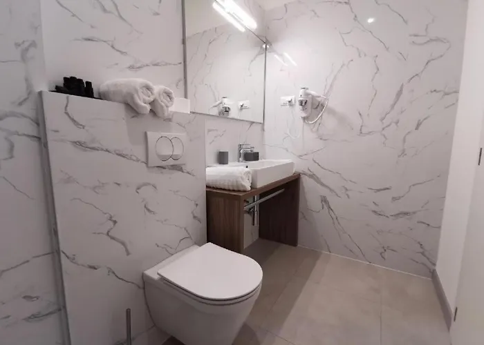 Pino Luxury And 4*