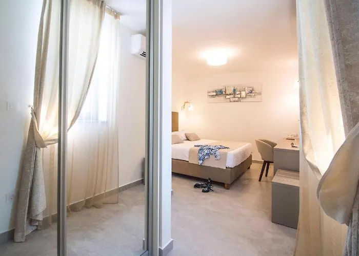 Pino Luxury And 4*